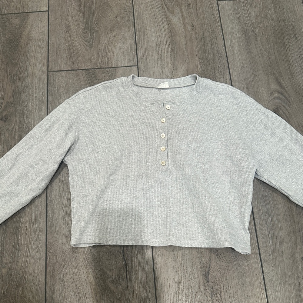 Aritzia Wilfred Free Light Gray Top